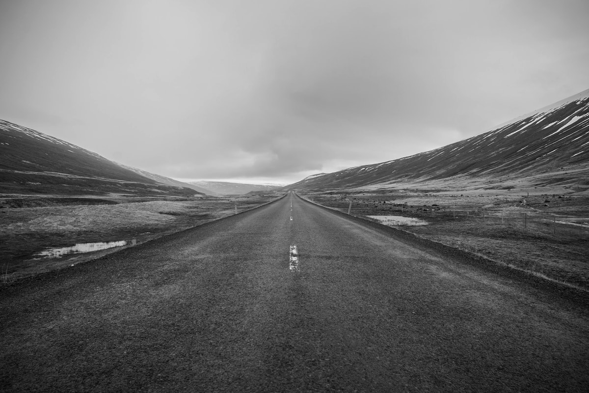 Empty road into the Horizon